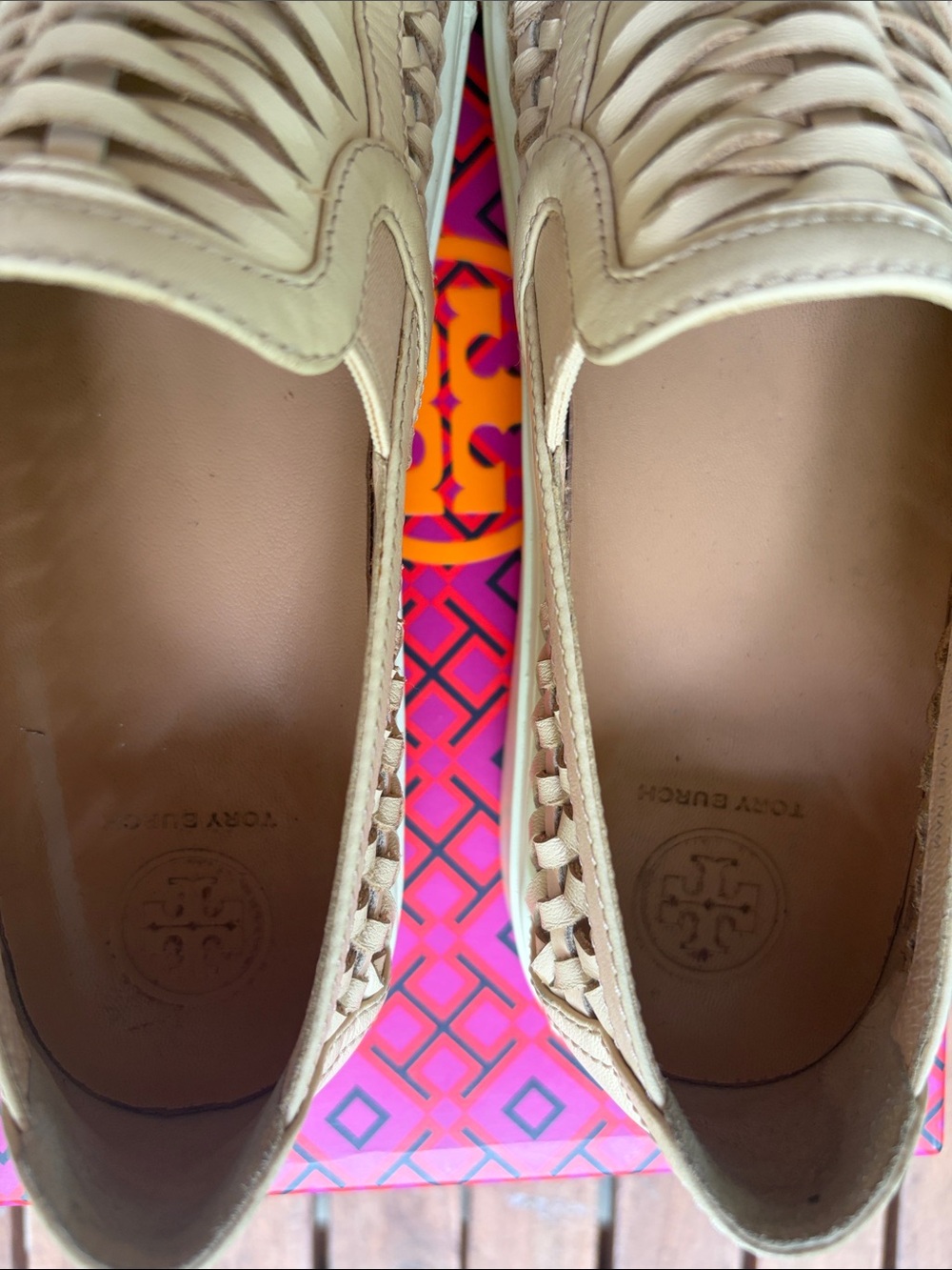 Tory Burch Beige Woven Leather Slip-On Flats - Picture 5 of 9